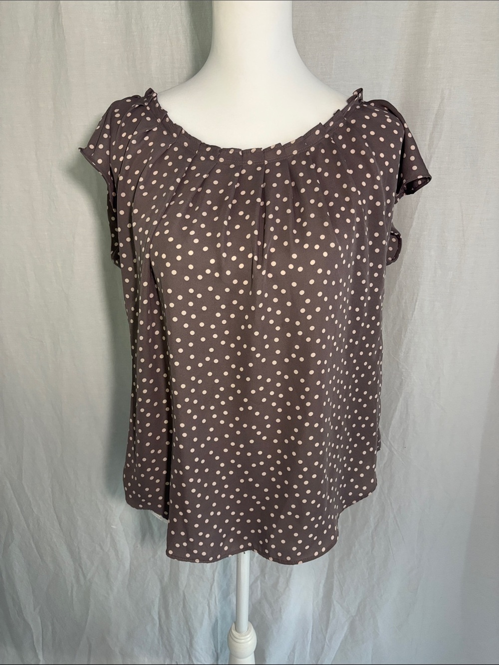 Polka Dot Cap Sleeve Blouse - Taupe with Cream Dots